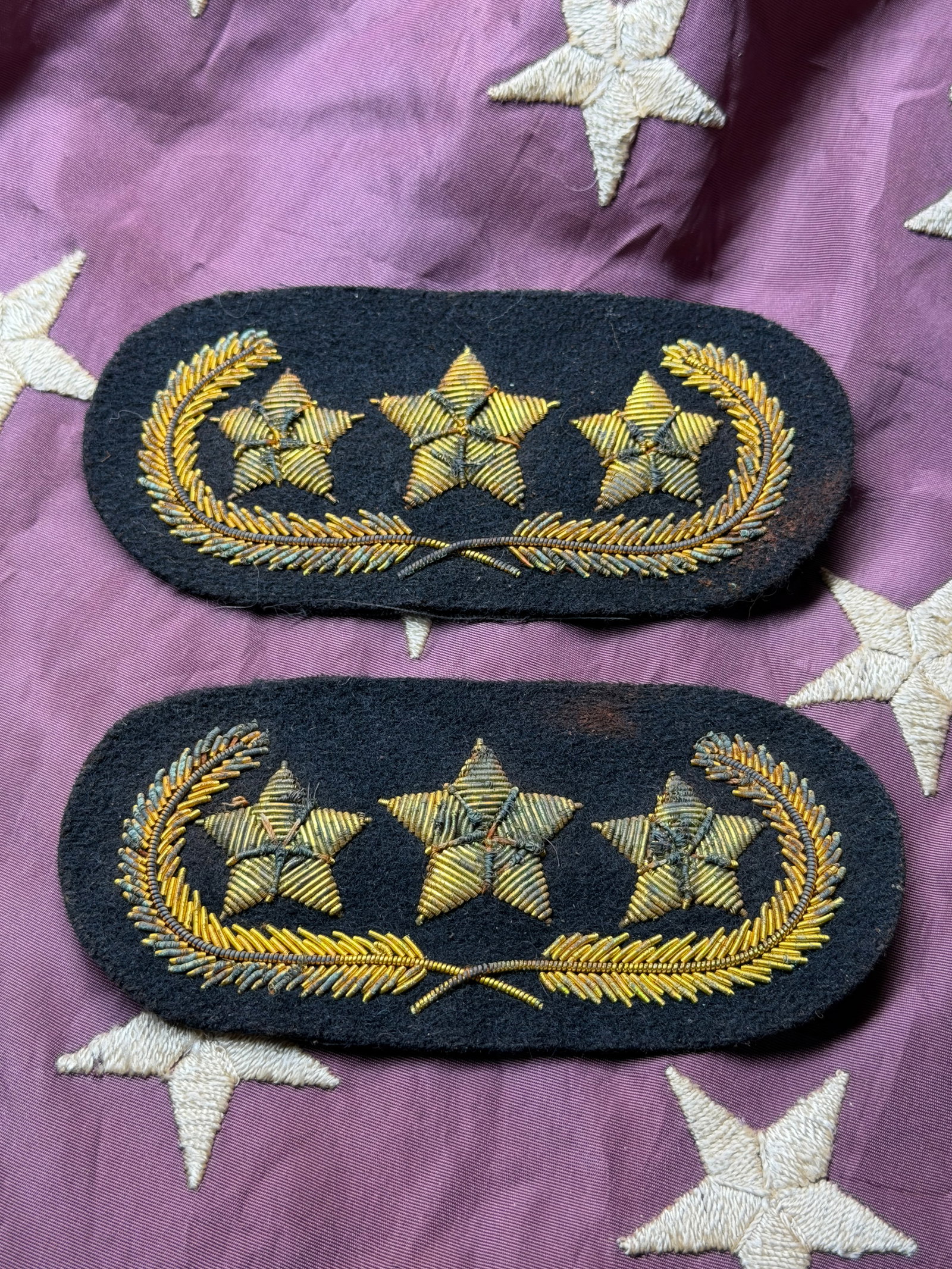 PAIR OF CIVIL WAR CONFEDERATE CSA 3-STAR GENERAL COLLAR BOARDS BY J.H. SILVERBERG: PAIR OF CIVIL WAR CONFEDERATE CSA 3-STAR GENERAL COLLAR BOARDS BY J.H. SILVERBERG. A VERY RARE FIND. SHOWS GOOD WEAR AND USE WITH A BEAUTIFUL OVERALL PATINA. HAS A GREAT LOOK TO IT WITH AN EXCELLENT O