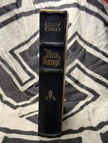 WW2 GERMAN ADOLF HITLER MEIN KAMPF BOOK - ADOLF HITLER SIGNATURE