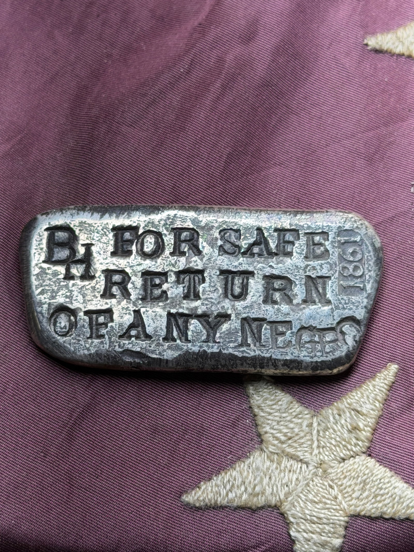CIVIL WAR 1861 FOR SAFE RETURN OF ANY PLANTATION SLAVE 2 OZT .999 FINE SILVER BAR INGOT: CIVIL WAR 1861 FOR SAFE RETURN OF ANY PLANTATION SLAVE 2 OZT .999 FINE SILVER BAR INGOT. THIS IS A VERY RARE HAND-POURED .999 PURE SILVER INGOT THAT WEIGHS 2 OUNCES TOTAL. REVERSE SIDE IS MARKED “BO
