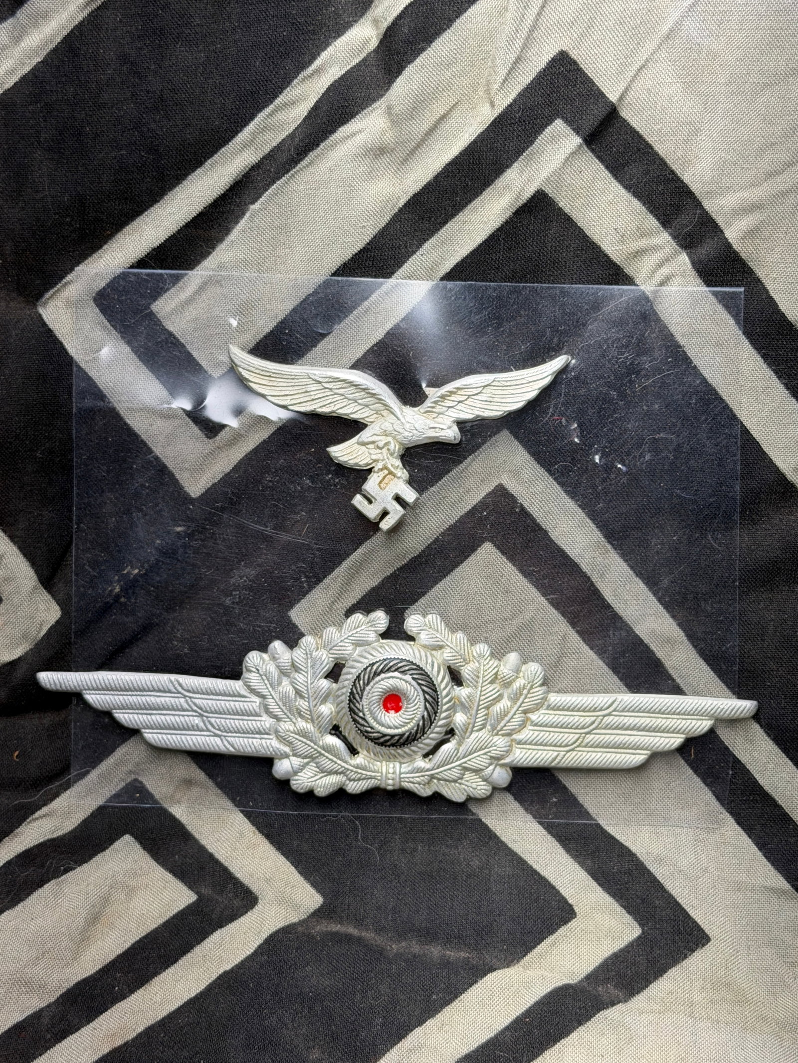 WWII German Luftwaffe (Airforce) VISOR CAP SET Eagle With WREATH & COCKADE By Ges. Gesch.: WWII German Luftwaffe (Airforce) VISOR CAP SET Eagle With WREATH & COCKADE By Ges. Gesch. On its inception on February 26TH 1935, the Luftwaffe adopted most of the uniform items of the earlier DLV, De