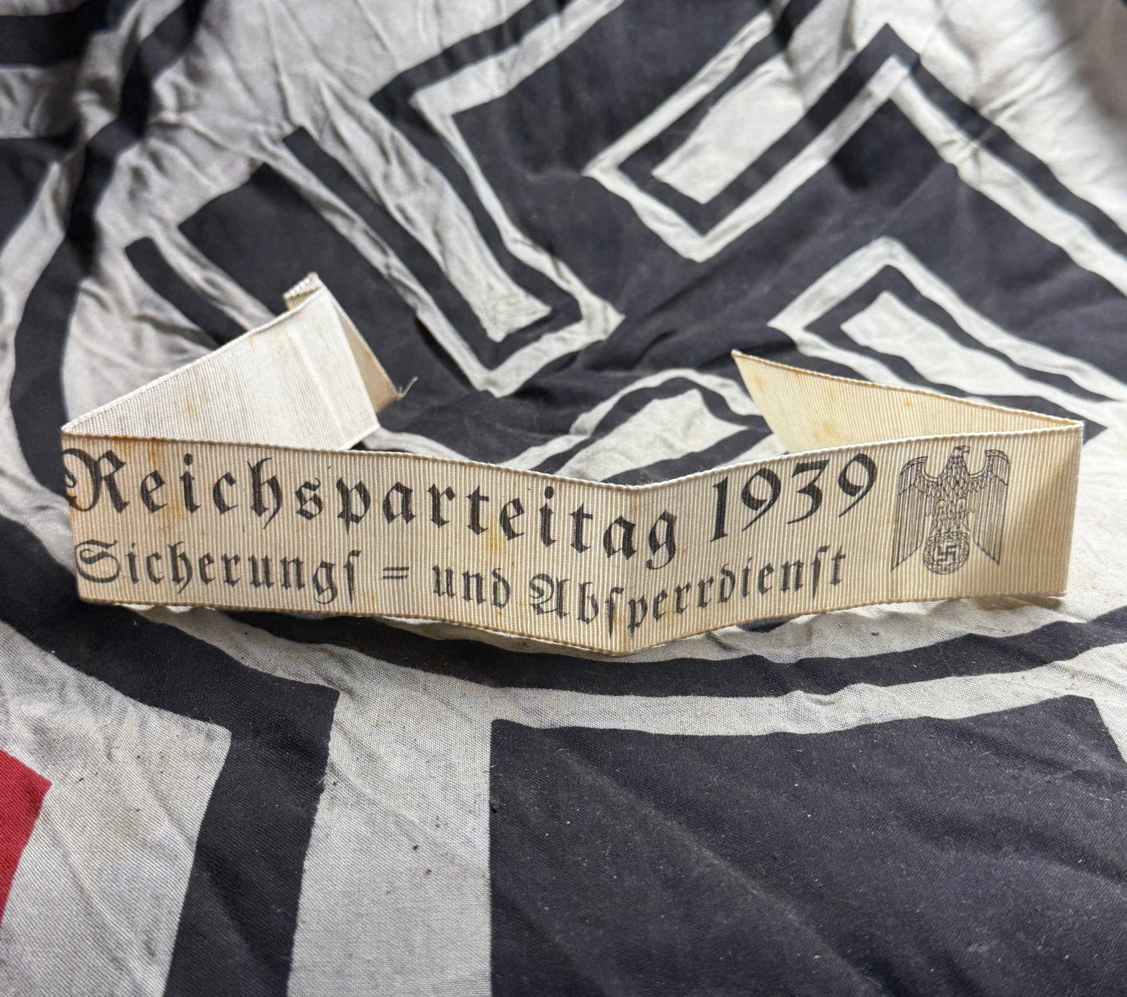 WW2 German 1939 Reichsparteitag (Nuremberg Rally) armband for the Sicherungs- und Absperrdienst: WW2 German 1939 Reichsparteitag (Nuremberg Rally) armband for the Sicherungs- und Absperrdienst - — the “Security and Barricade Service” that managed access control and protection duties dur
