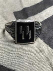 WWII MODEL NAZI GERMAN SS RUNES SIGNET 800 SILVER RING
