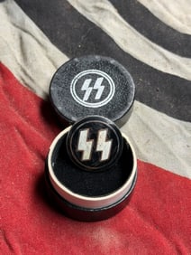 Cased WW2 German SS Membership Lapel Enameled Badge By Ges. Gesch. RZM M1/4