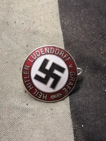 WW2 German “Heil Hitler Ludendorff v. Graefe?? Party Badge — Early NSDAP Political Emblem,