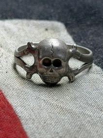 WWII German Skull Ring in 800 Silver – “Totenkopf?? SS Officer