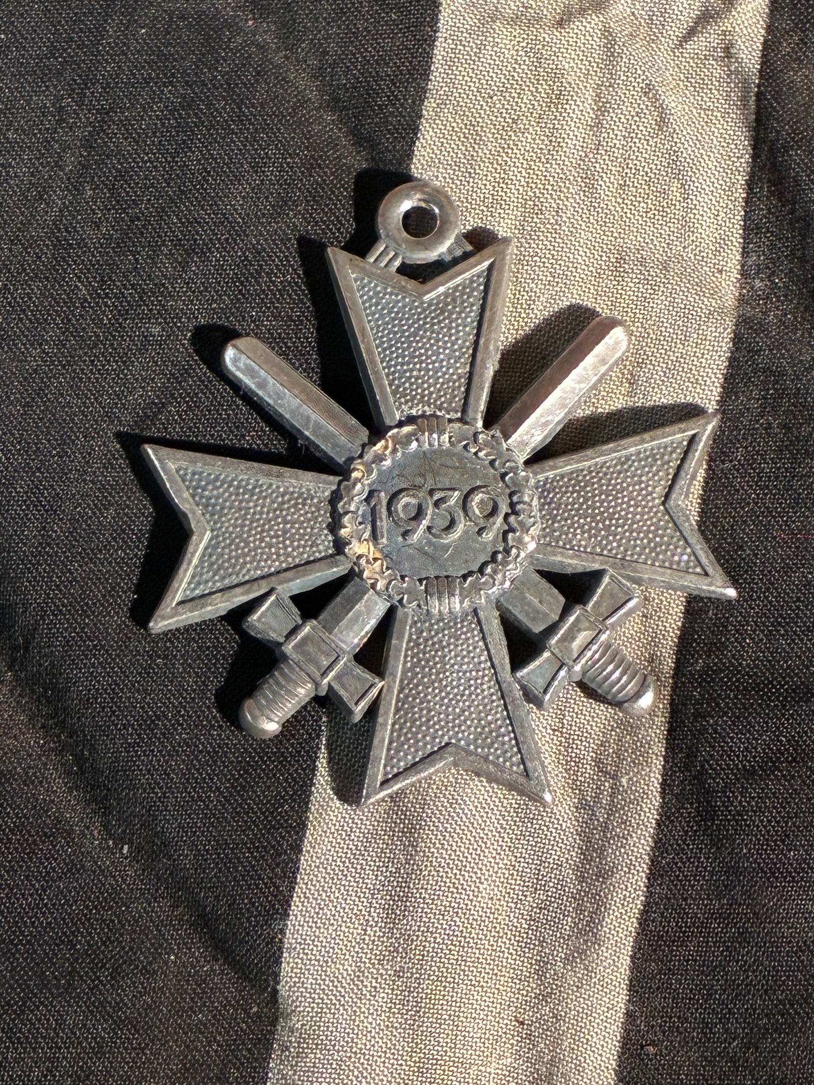 WW2 German War Merit Cross (Kriegsverdienstkreuz) 2nd Class with Swords — 1939: This medal is a War Merit Cross, 2nd Class with Swords (Kriegsverdienstkreuz 2. Klasse mit Schwertern), instituted in 1939 by the Nazi regime. It was awarded to military personnel and, in some cases, 
