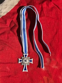 WW2 German Cross of Honour of the German Mother (Mutterkreuz), Gold Class – 1938 Presentation