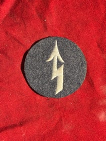 WW2 German Signals Specialist Sleeve Insignia – Wehrmacht Communications Troops (Germany, ca.