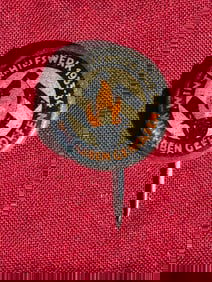 WW2 German Winterhilfswerk Contribution Badge (1933–1934)