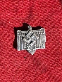 WW2 German Uniform Eagle Cap Badge (Third Reich Era)