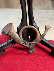 Civil War Infantry Eagle-Clutch Horn Badge