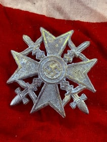 WW2 German War Merit Cross, First Class with Swords (Kriegsverdienstkreuz I. Klasse mit Schwertern)