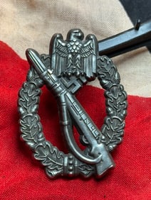 WW2 German Infantry Assault Badge (Allgemeines Sturmabzeichen)