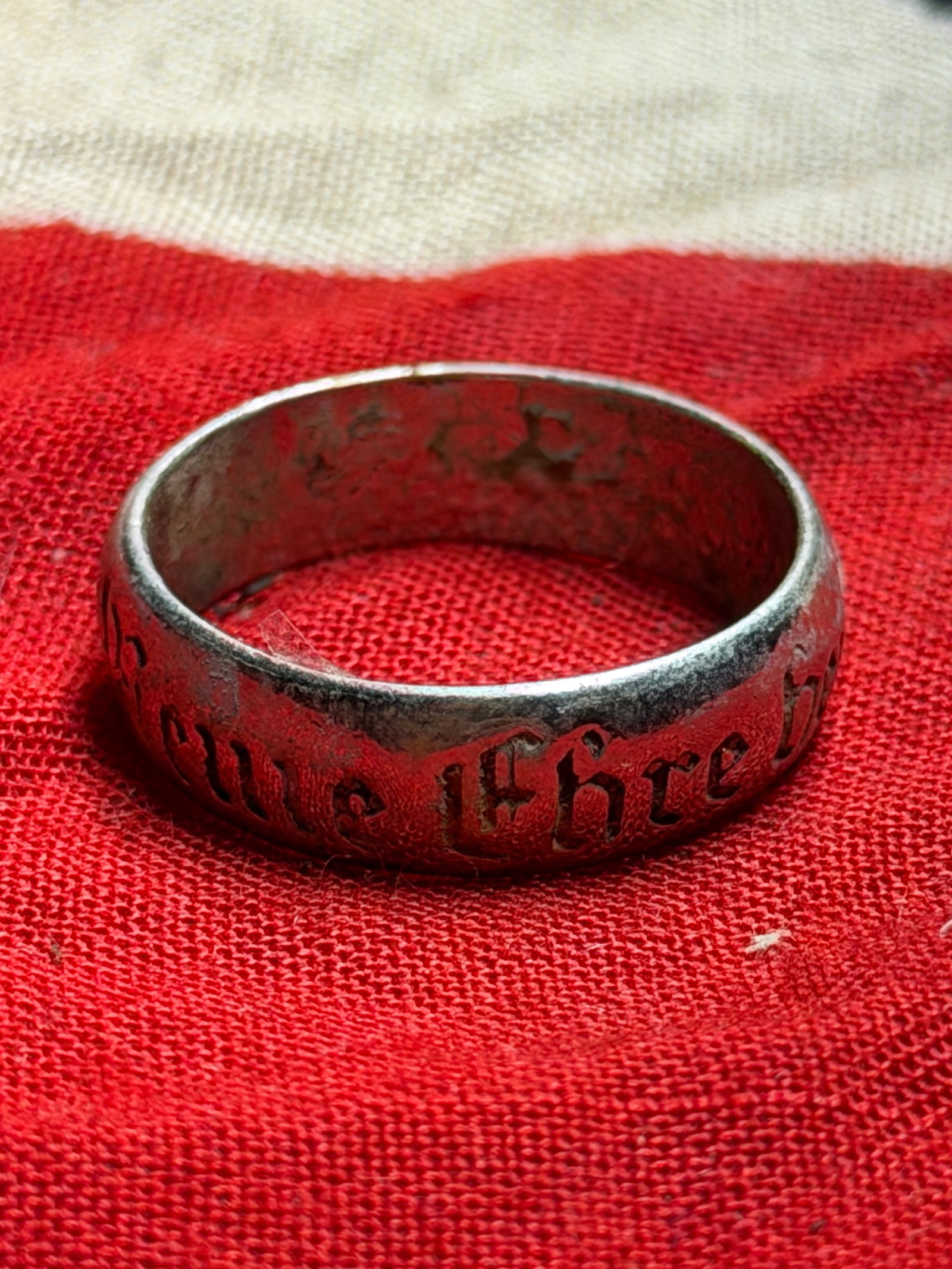 WW2 German Inscribed Silver Ring, Third Reich Era (c. 1933–1945): This inscribed silver ring dates to the period of the Third Reich and exemplifies the deeply personal objects worn by civilians and party members in Nazi Germany. Fashioned in silver and stamped “92