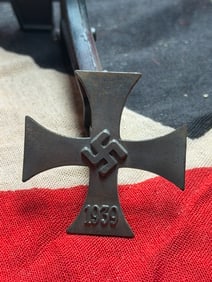WW2 German Iron Cross, First Class (Eisernes Kreuz I. Klasse)