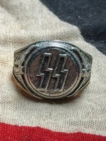 WW2 German Ring with SS Runes (Schutzstaffel)