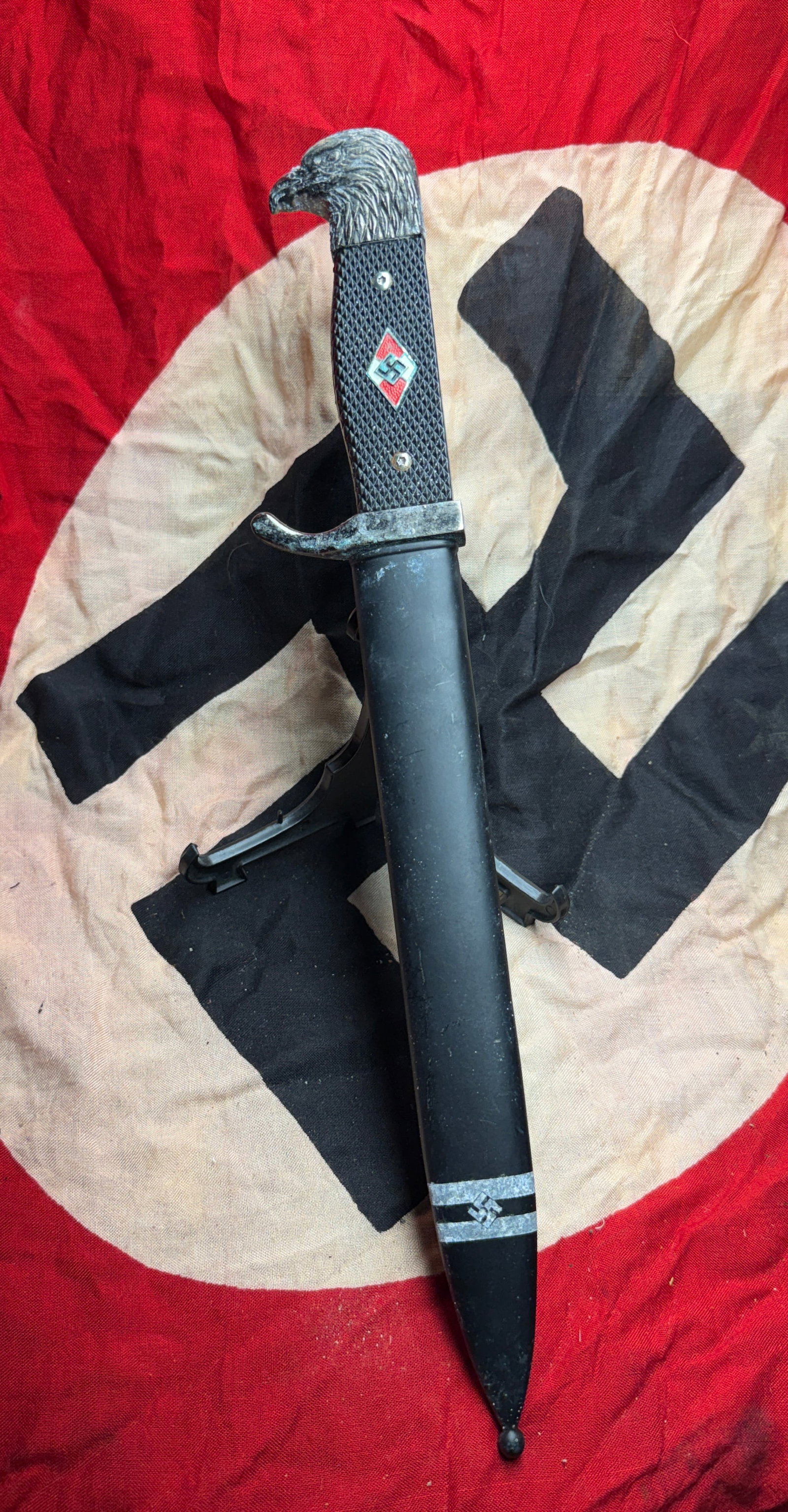 WW2 German Hitler Youth Leader’s Dagger (HJ Führerdolch): This dagger is a Hitler Youth (Hitlerjugend) Leader’s dagger, a ceremonial and status weapon issued to HJ officers and senior youth leaders during the Third Reich. Unlike the standard Hitler Youth k