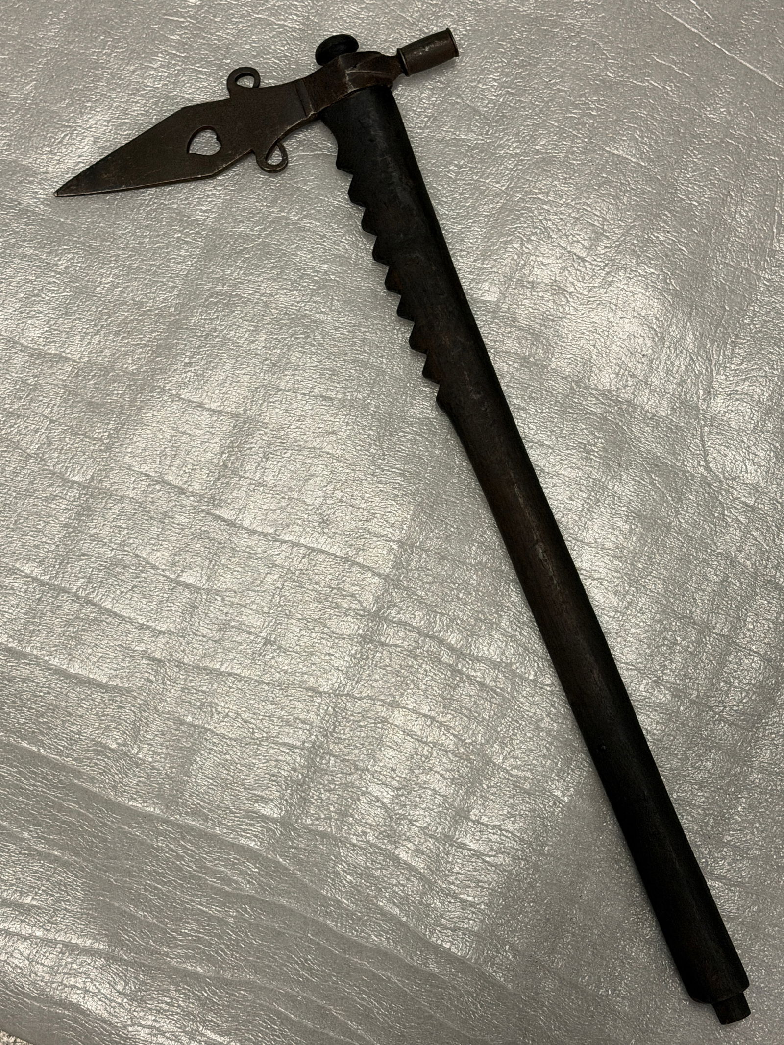 19th Century Native American Trade Pike / Spontoon with Heart Cutout & Wooden Shaft (1 of 8)