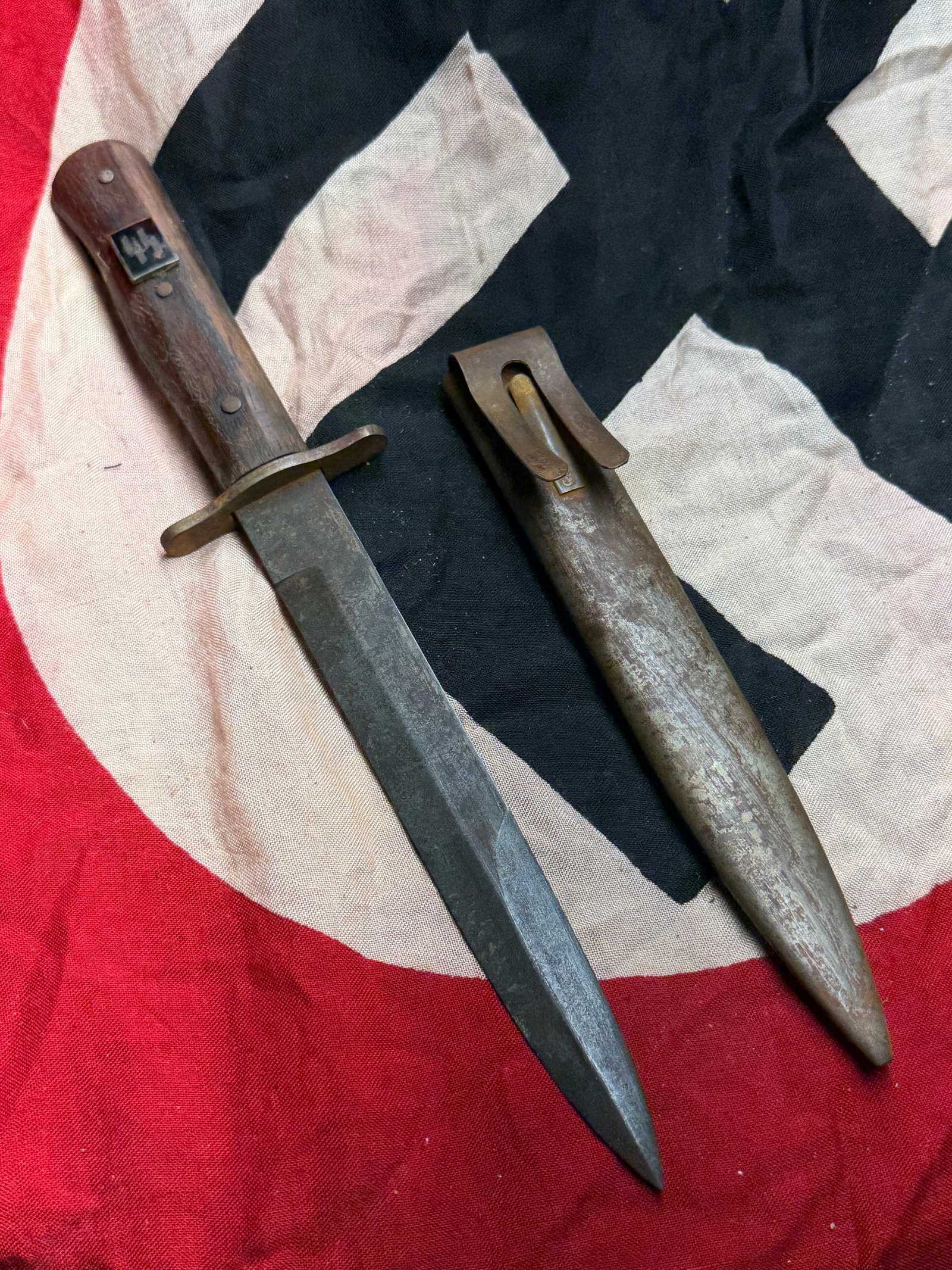 German WWII-Era Boot Knife (Stiefeldolch), Attributed to Waffen-SS Use: This knife is a German World War II–era boot knife (commonly referred to as a Stiefeldolch), a compact fighting and utility blade designed for concealment in a boot or on field gear. Such knives wer