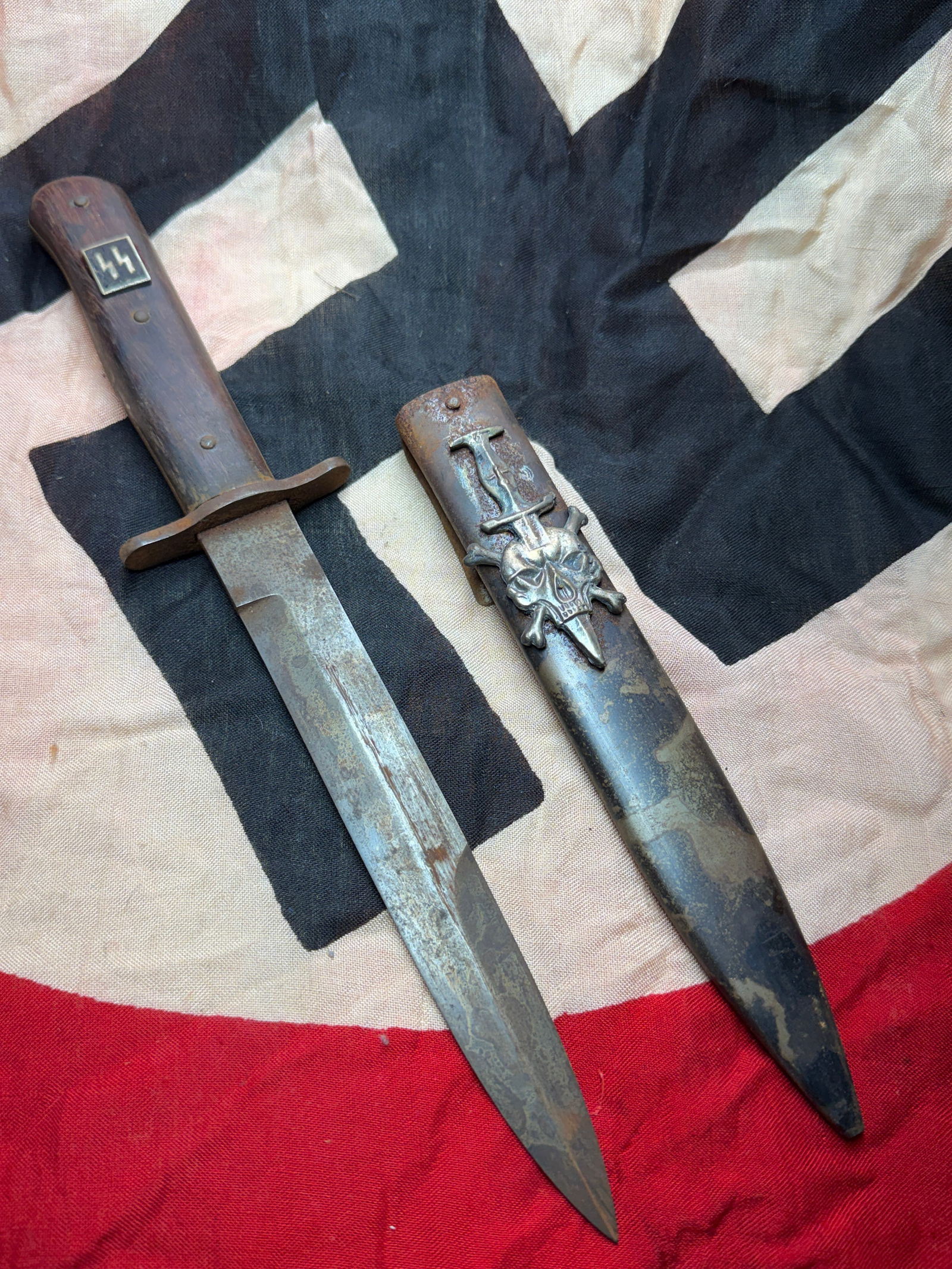 WWII-Era German SS-Style Dagger with Scabbard (1 of 6)