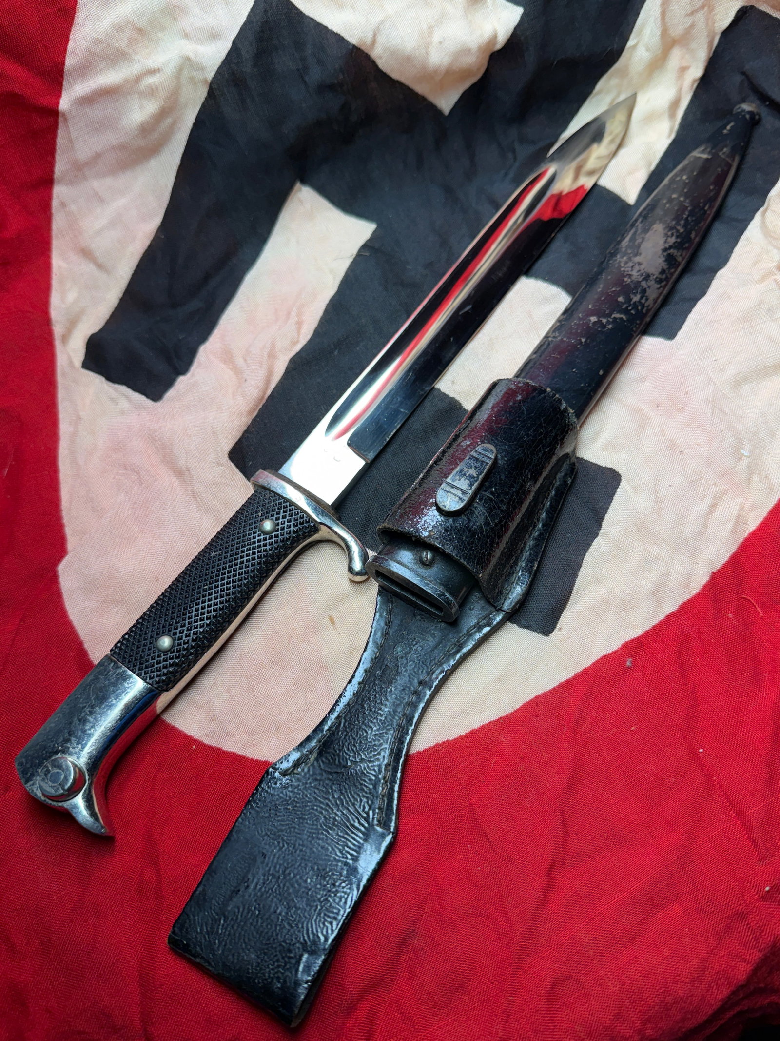 WW2 German Military Bayonet with Scabbard, Third Reich Era (c. 1933–1945) By E. Pack & Sohne, (1 of 7)