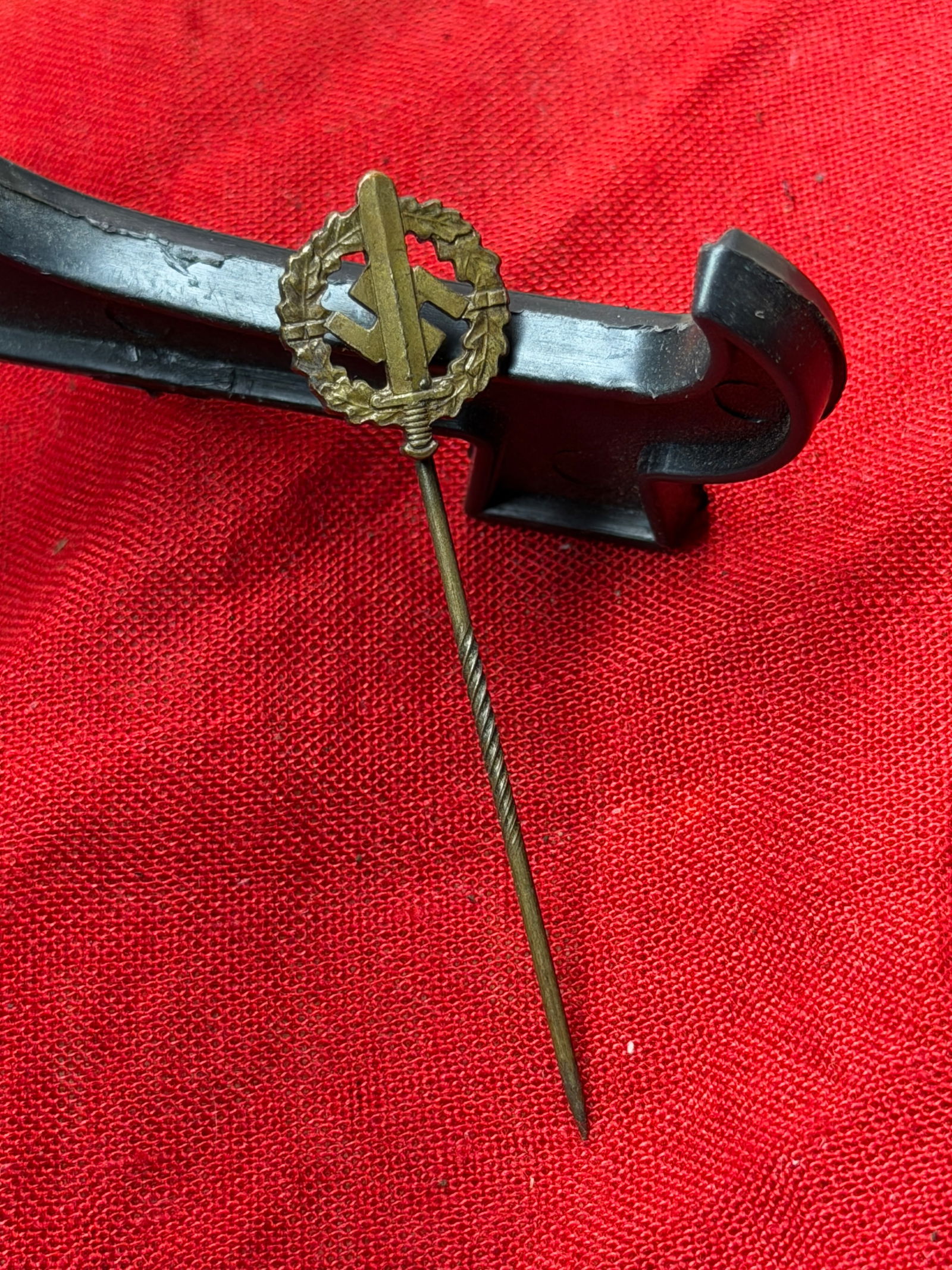 WW2 German SA Sports Badge Stickpin (SA-Sportabzeichen), Third Reich Germany: This small stickpin represents the SA Sports Badge (SA-Sportabzeichen), a physical fitness award instituted in 1933 for members of the Sturmabteilung (SA) and later extended to the wider German popula