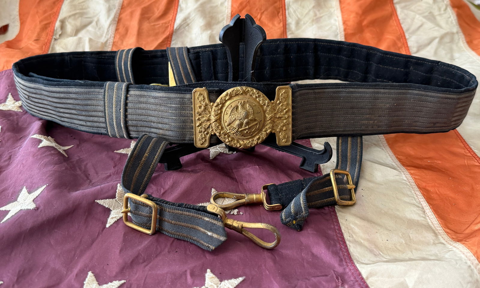 United States Navy Enlisted Belt Rig, Civil War Era (c. 1861–1865): This original U.S. Navy belt rig dates to the American Civil War and represents the standard accoutrement worn by Union naval enlisted men during one of the most transformative periods in U.S. maritim