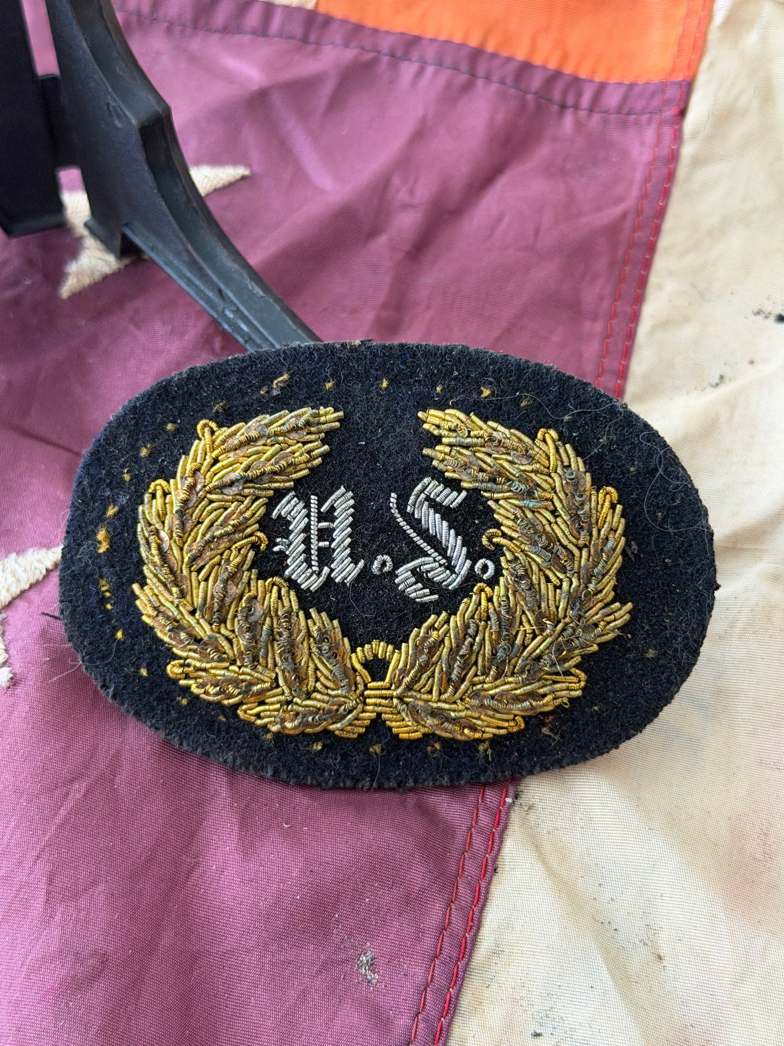 Civil War Union “U.S.?? Wreath Bullion Headgear Badge By John A. Baker: An exceptional and highly desirable Civil War Union “U.S.” wreath bullion headgear badge, dating to the 1861–1865 wartime period, and attributed to the well-documented New York military outf