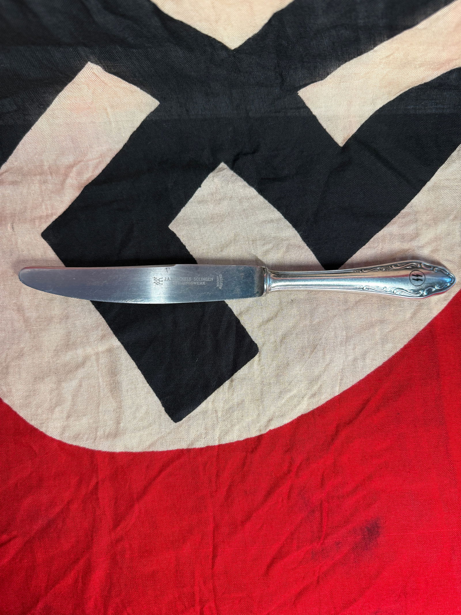 WW2 GERMAN J.A. Henckels Table Knife with SS Marked Handle (1 of 7)