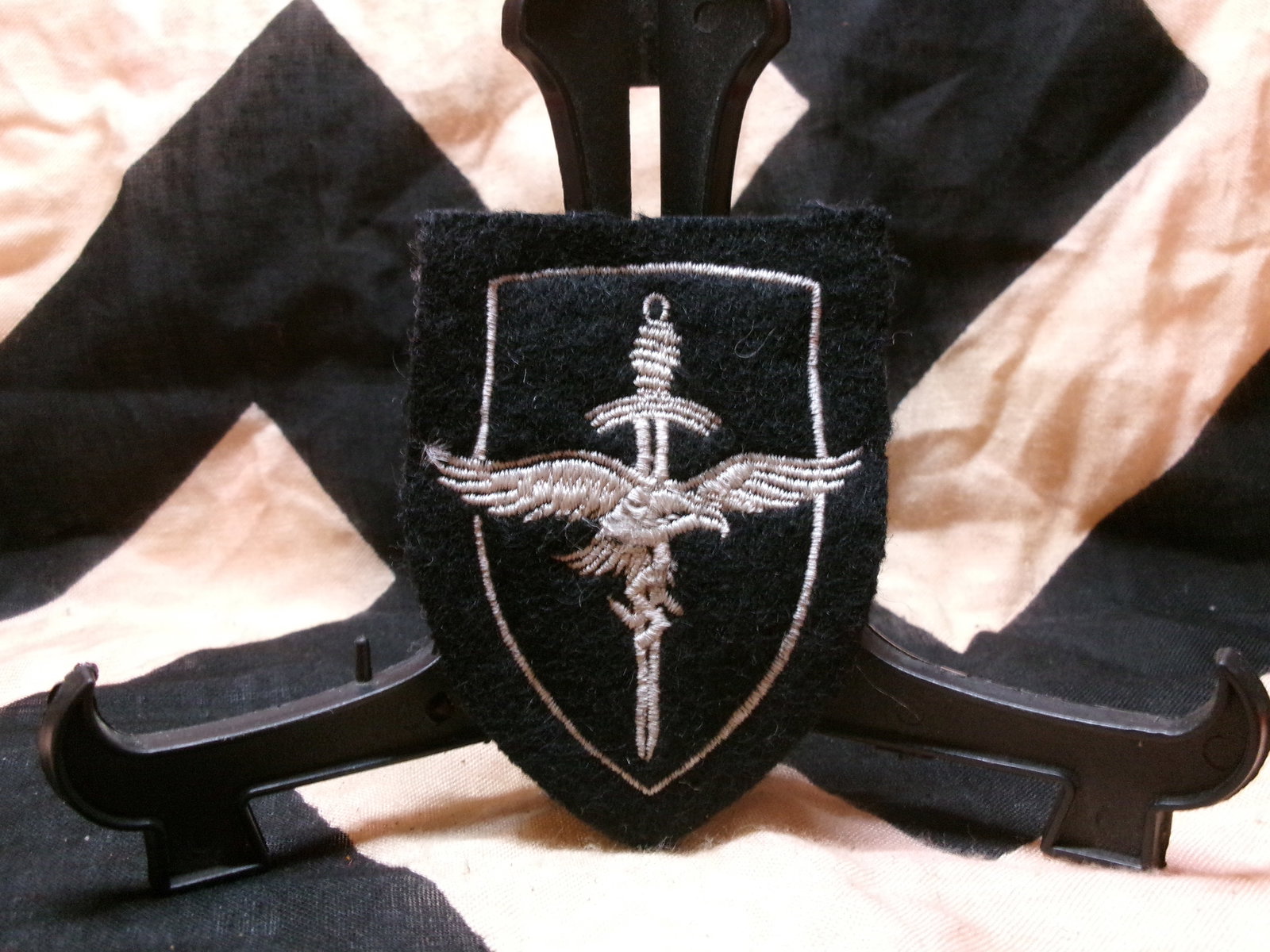 WWII Waffen-SS Sleeve Patch (Eagle and Sword Emblem) (1 of 3)