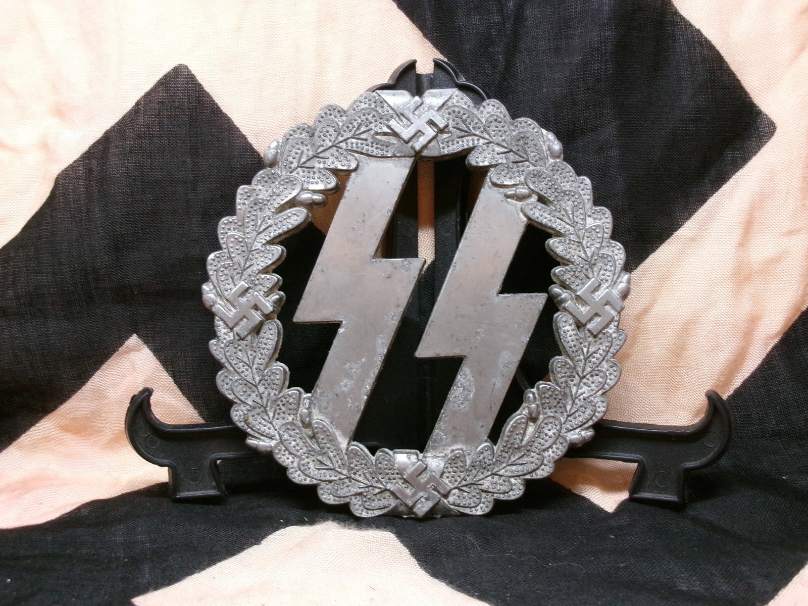 WWII German Waffen-SS Runese Desk Ornament Top (1 of 5)