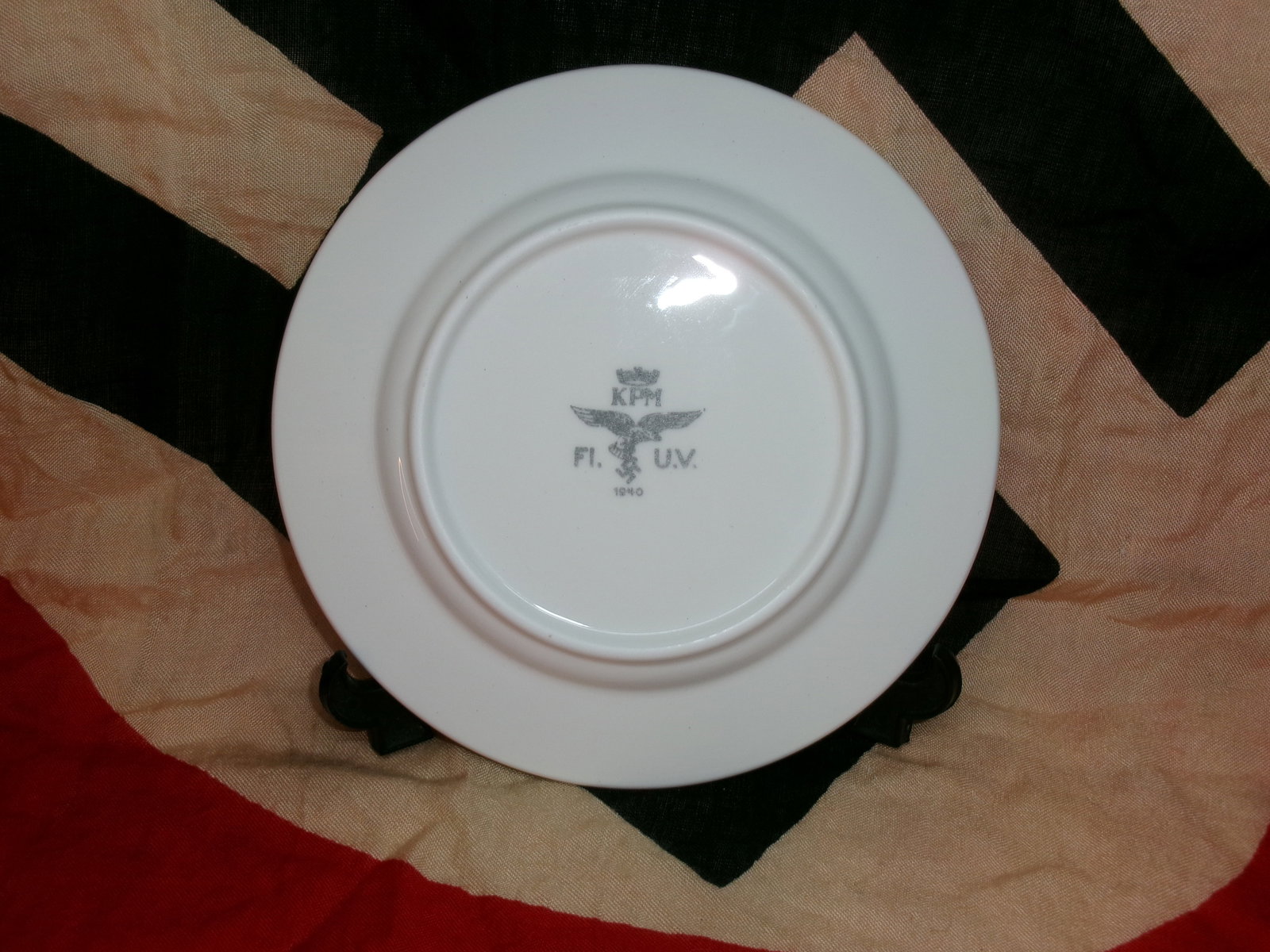 WWII German Luftwaffe Mess Hall Plate (Marked 1940) (1 of 3)