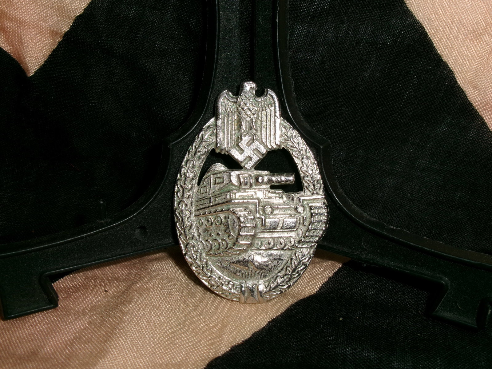 WWII German Panzer Assault Badge – Tank Badge with Eagle & Swastika – Silver Tone, RS Marked (1 of 3)