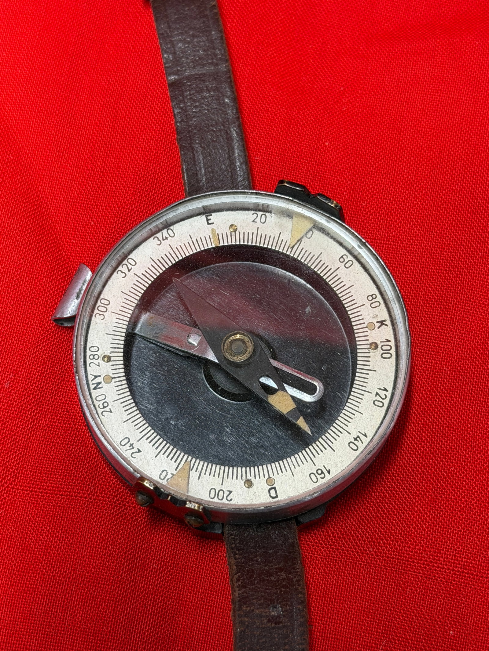 WWII German Military Wrist Compass – Field Navigation Compass with Leather Strap (1 of 6)