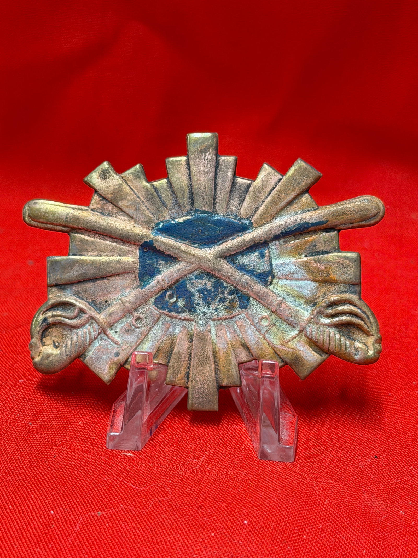 Civil War Sheridan’s Cavalry Corps Hat Badge Crossed Sabers Insignia (1 of 3)