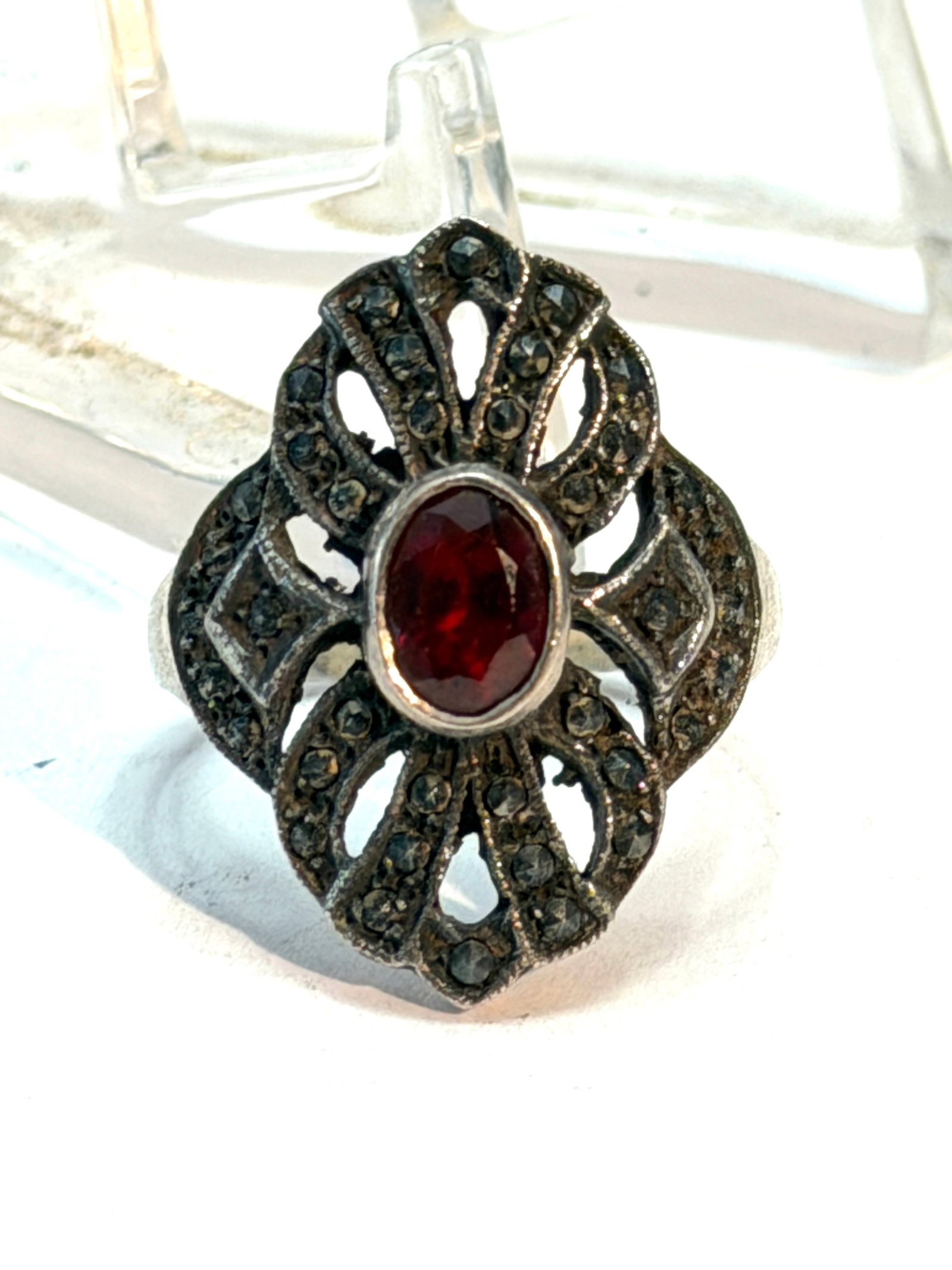 Art Deco Sterling Silver Garnet & Marcasite Filigree Ring Vintage Statement Ring Size 7.5 (1 of 6)