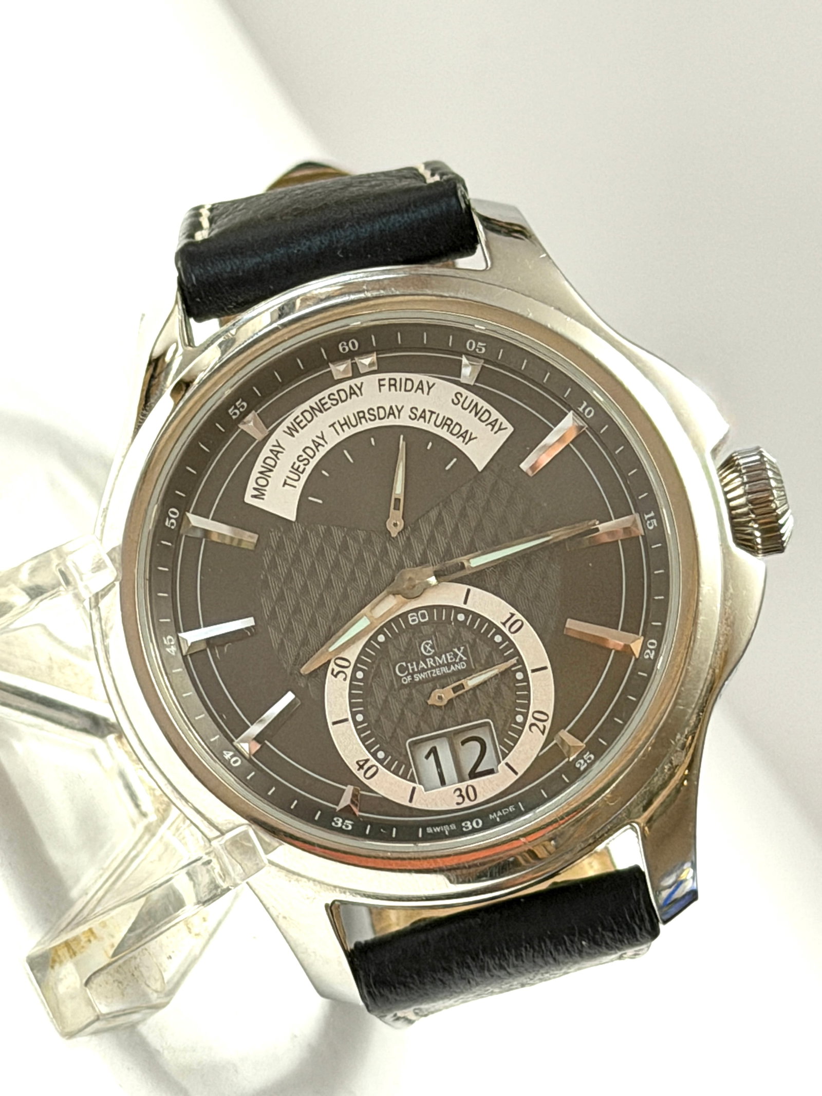 Charmex Swiss Made Sapphire Crystal Day Date Men's Wristwatch Leather Strap (1 of 6)