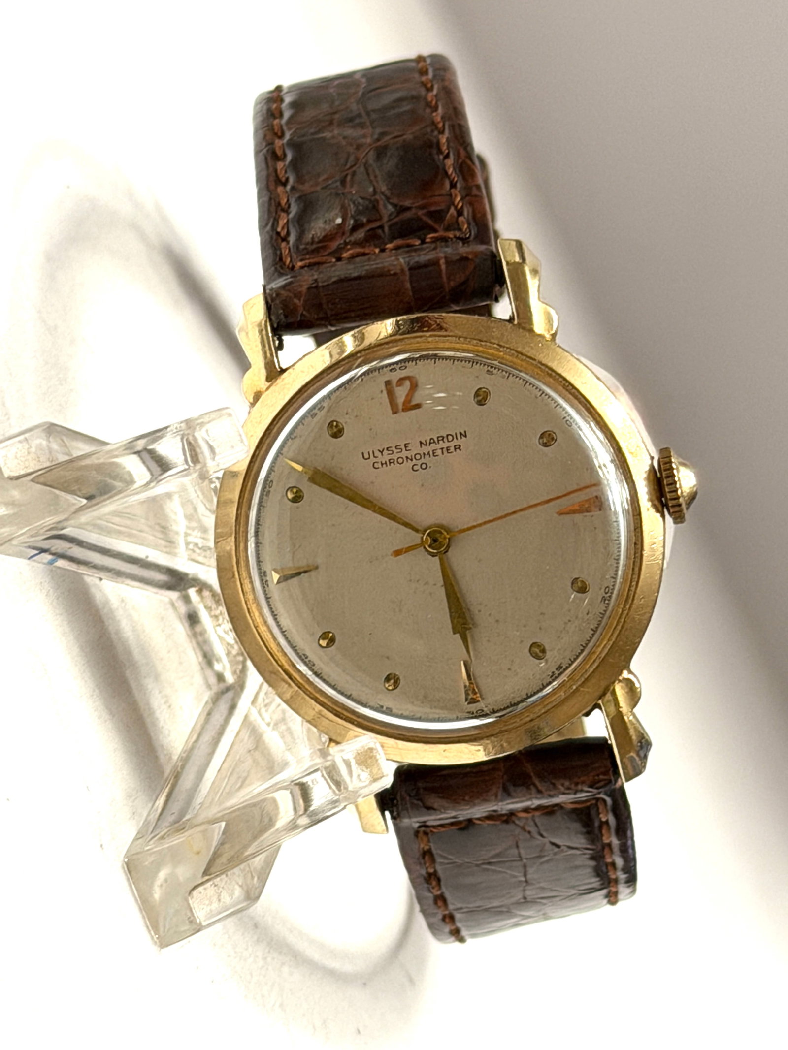 Vintage Ulysse Nardin Chronometer Co. 17 Jewel Manual Wind Wristwatch ? Gold Tone (1 of 4)