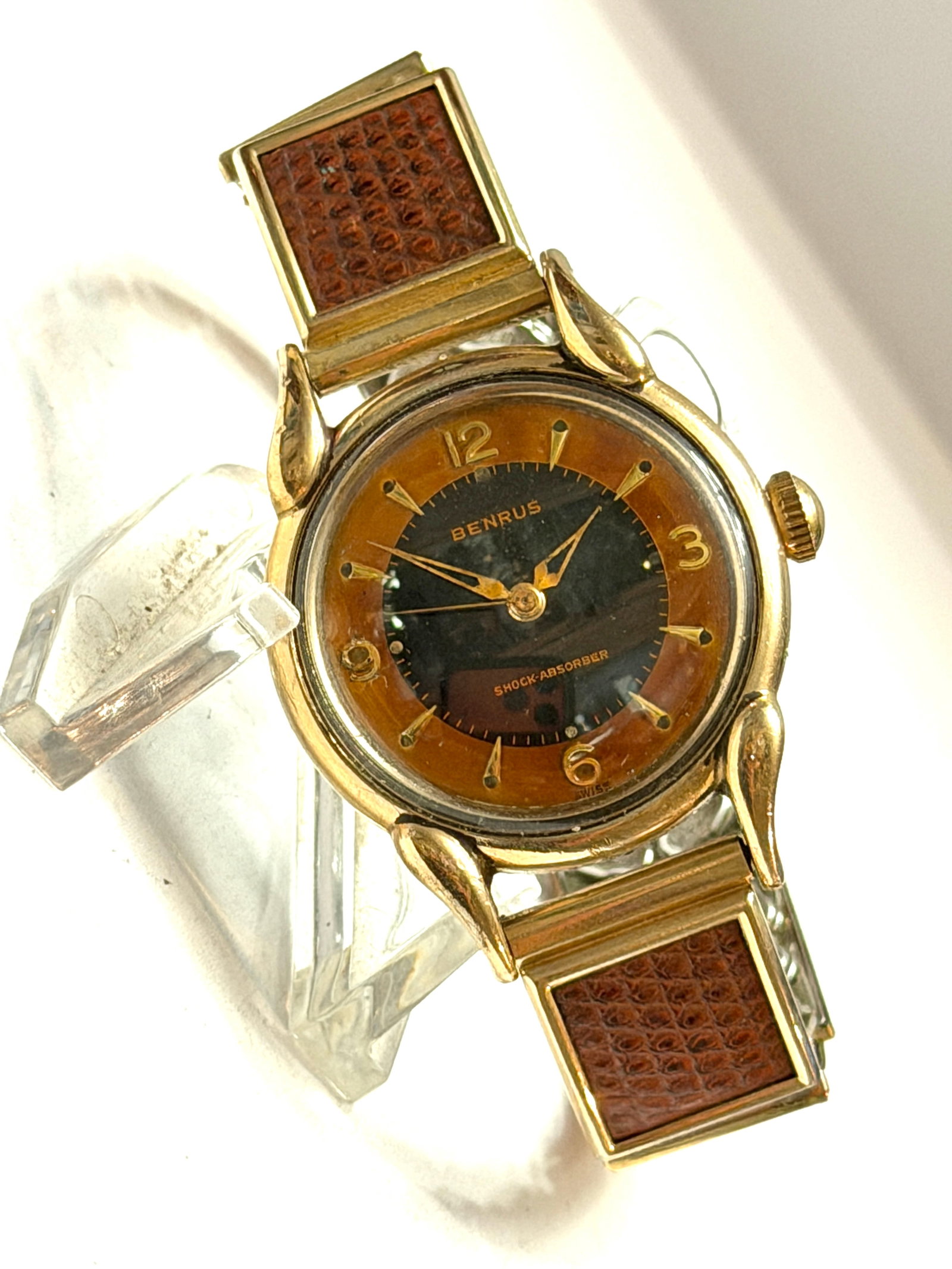 Vintage Benrus Shock-Absorber Two-Tone Dial Wristwatch with Expansion Bracelet: Striking vintage Benrus wristwatch featuring a beautifully designed two-tone dial with rich brown and black coloring that gives this piece exceptional mid-century character and style. The dial is mark