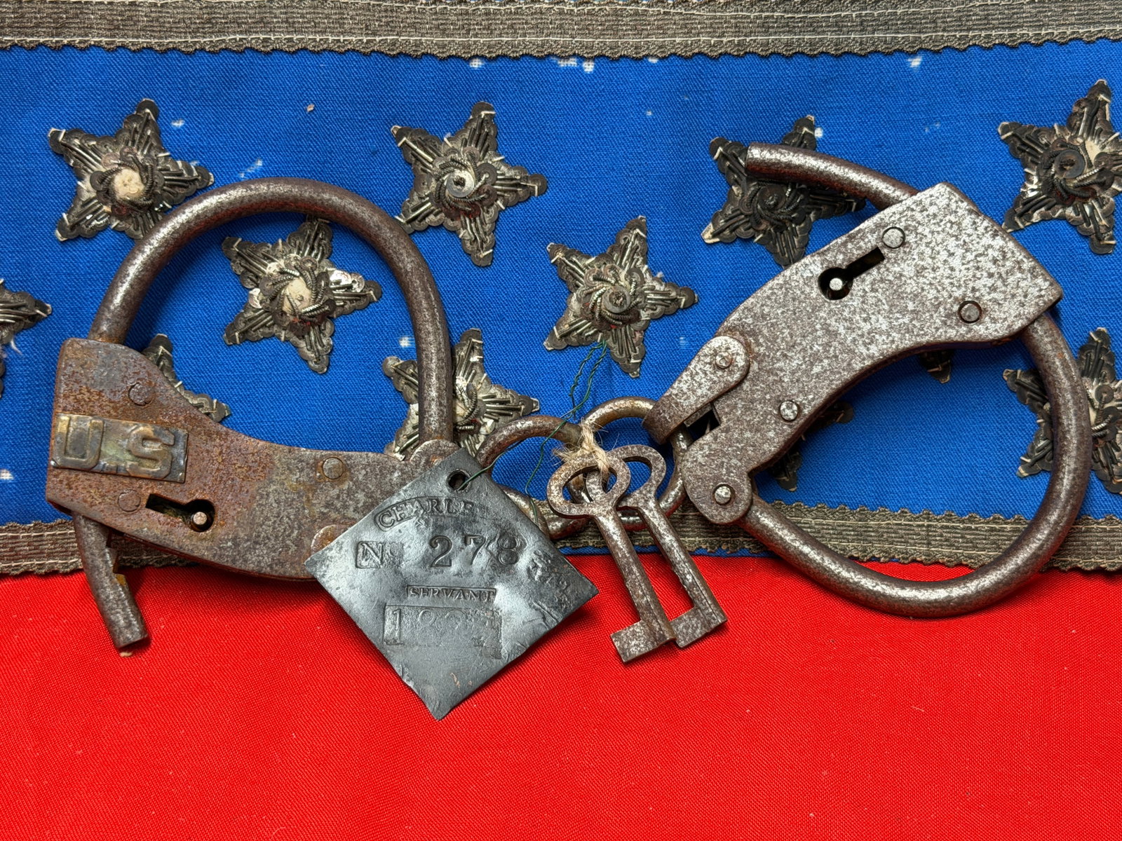 Civil War Era U.S. Marked Iron Handcuffs with Keys & Numbered Slave Servant Tag (1 of 9)