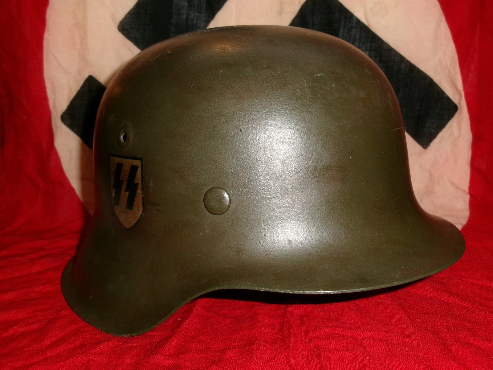WWII German Waffen-SS M42 Steel Combat Helmet (1 of 6)