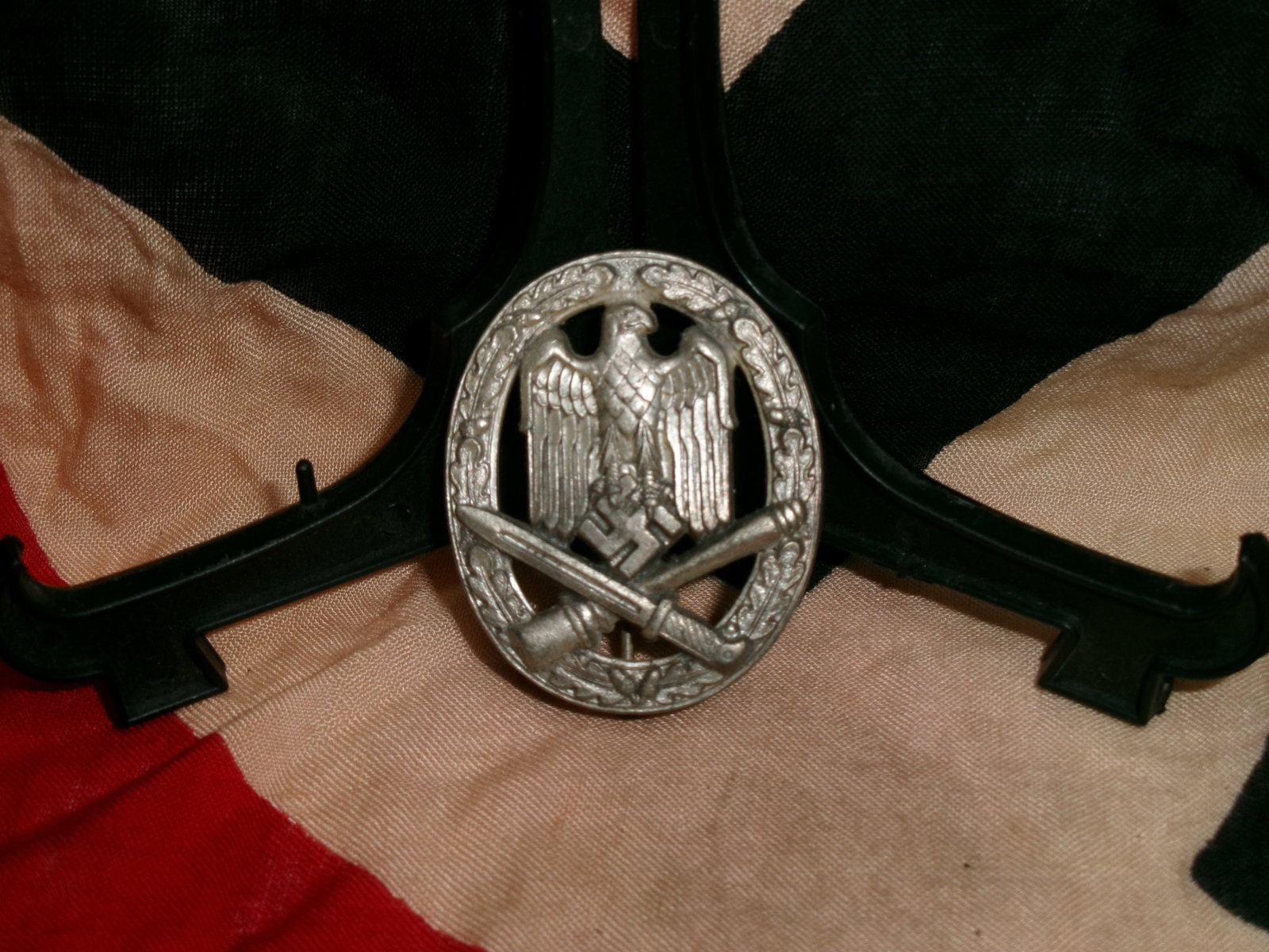 WWII German General Assault Badge (1 of 3)