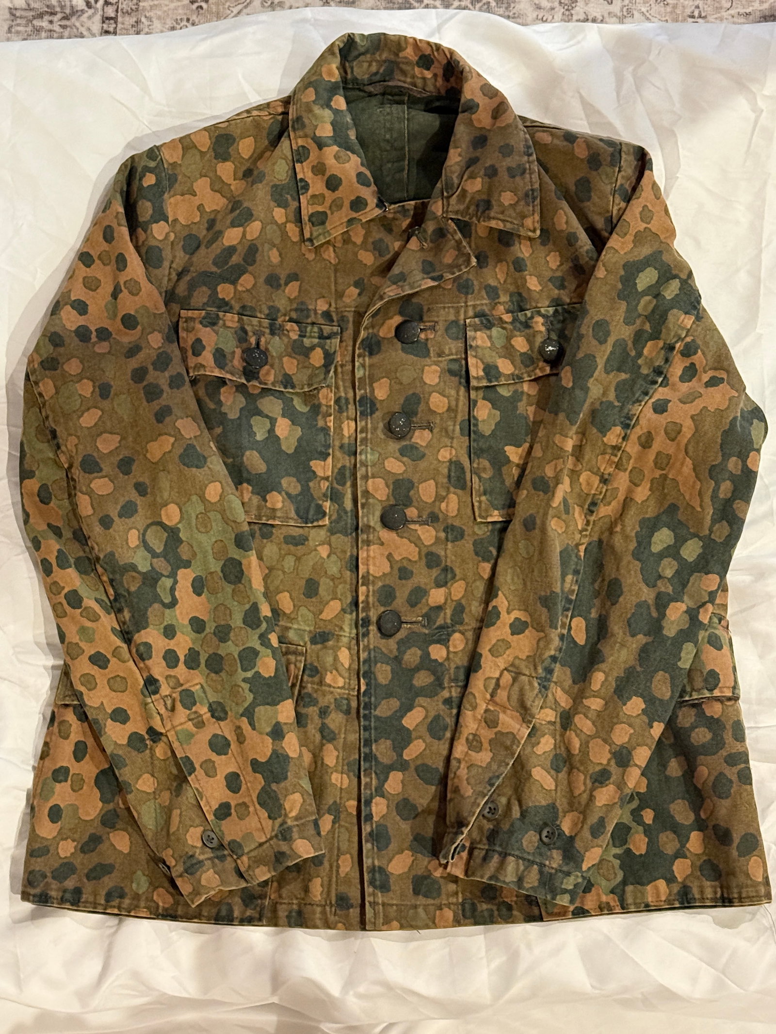 WWII German Waffen-SS Oak Leaf Camouflage Tunic (1 of 8)