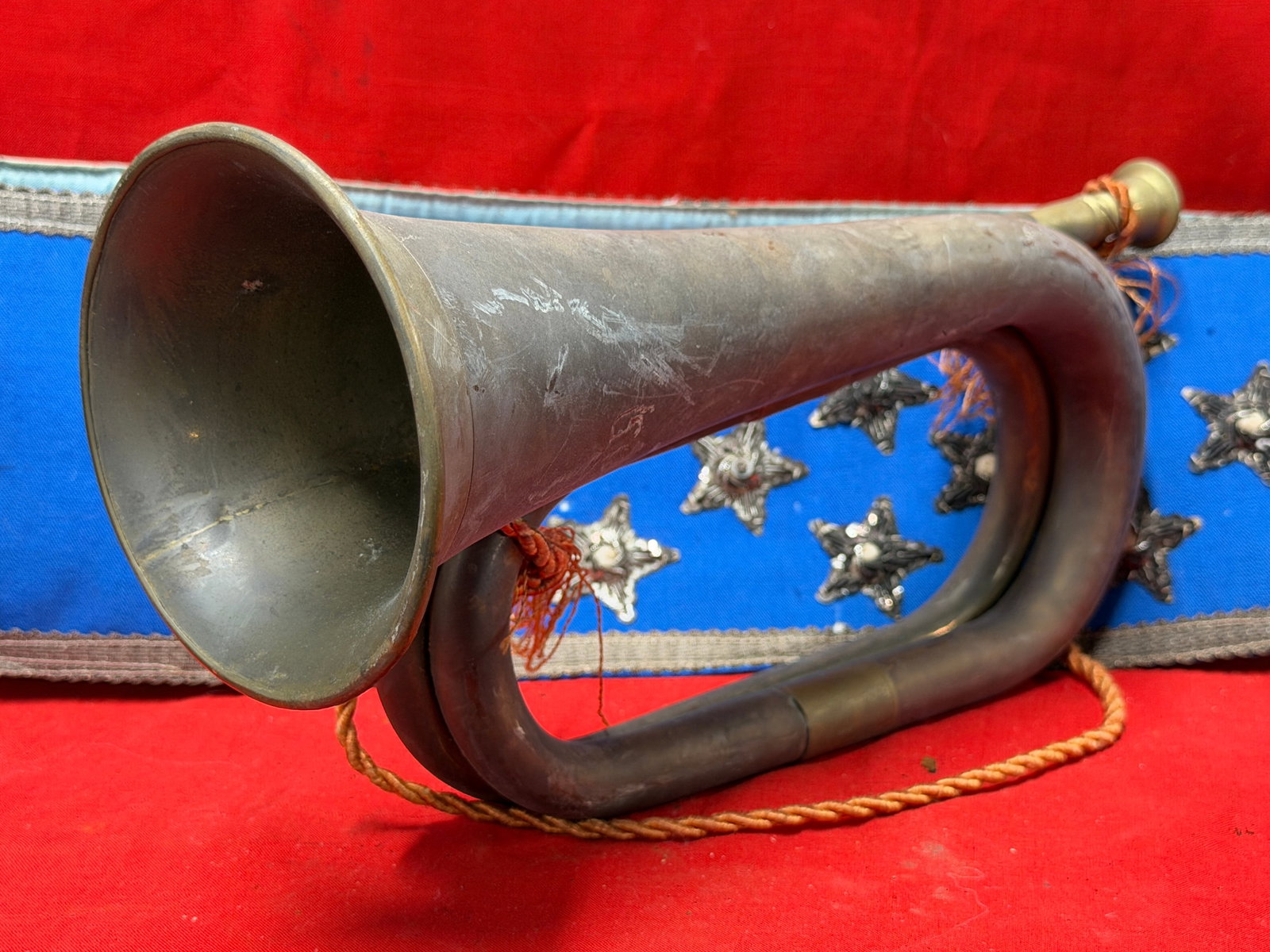 Civil War Field Musician's Brass Bugle Horn With Cord Military Signal Instrument (1 of 7)