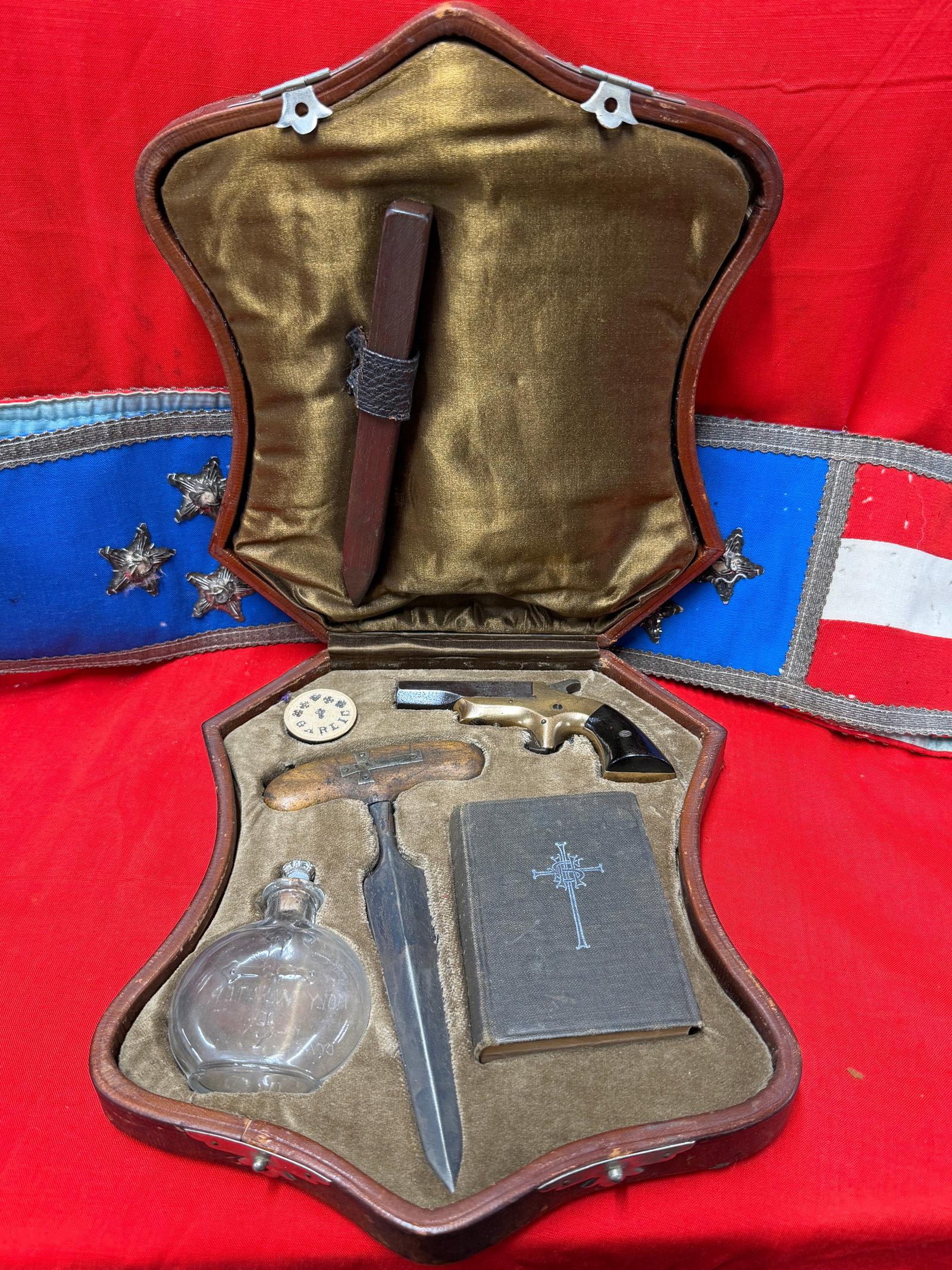 Antique Vampire Slaying Travel Kit in Fitted Case w/ Merwin & Hulbert Derringer, Cruciform Dagger, (1 of 16)