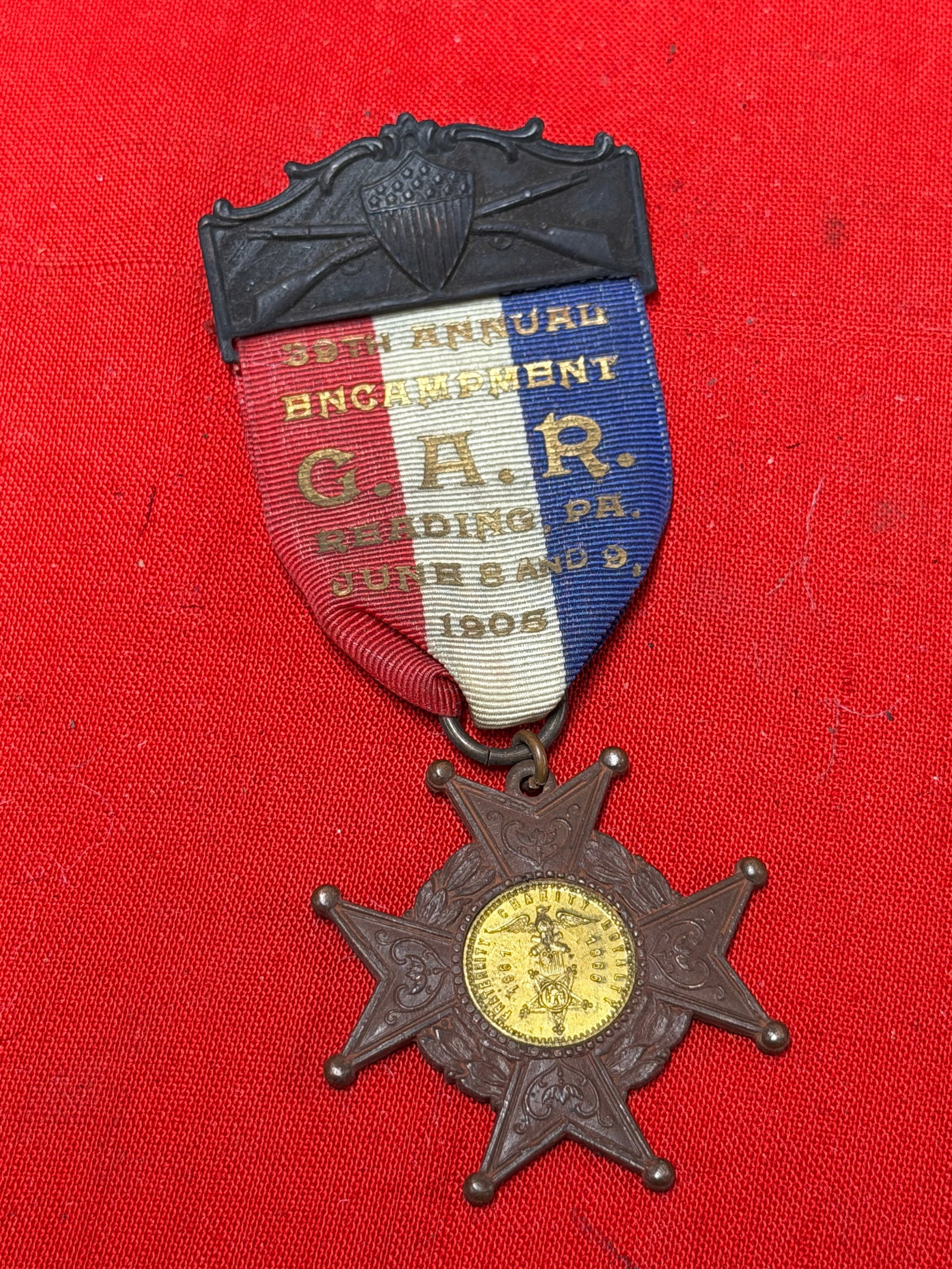 1905 G.A.R. 39th Annual Encampment Reading Pennsylvania Medal Badge June 8-9 Civil War Veterans (1 of 5)