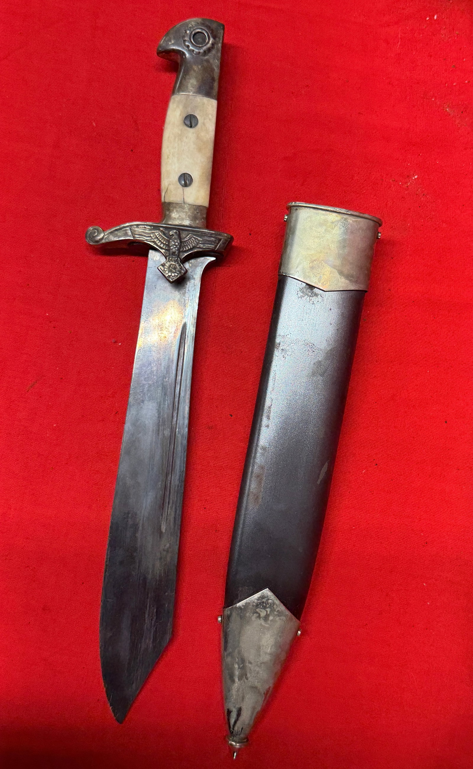 German WWII TeNo (Technische Nothilfe) Engineers Enlisted Hewer with Scabbard – Eickhorn Solingen (1 of 7)