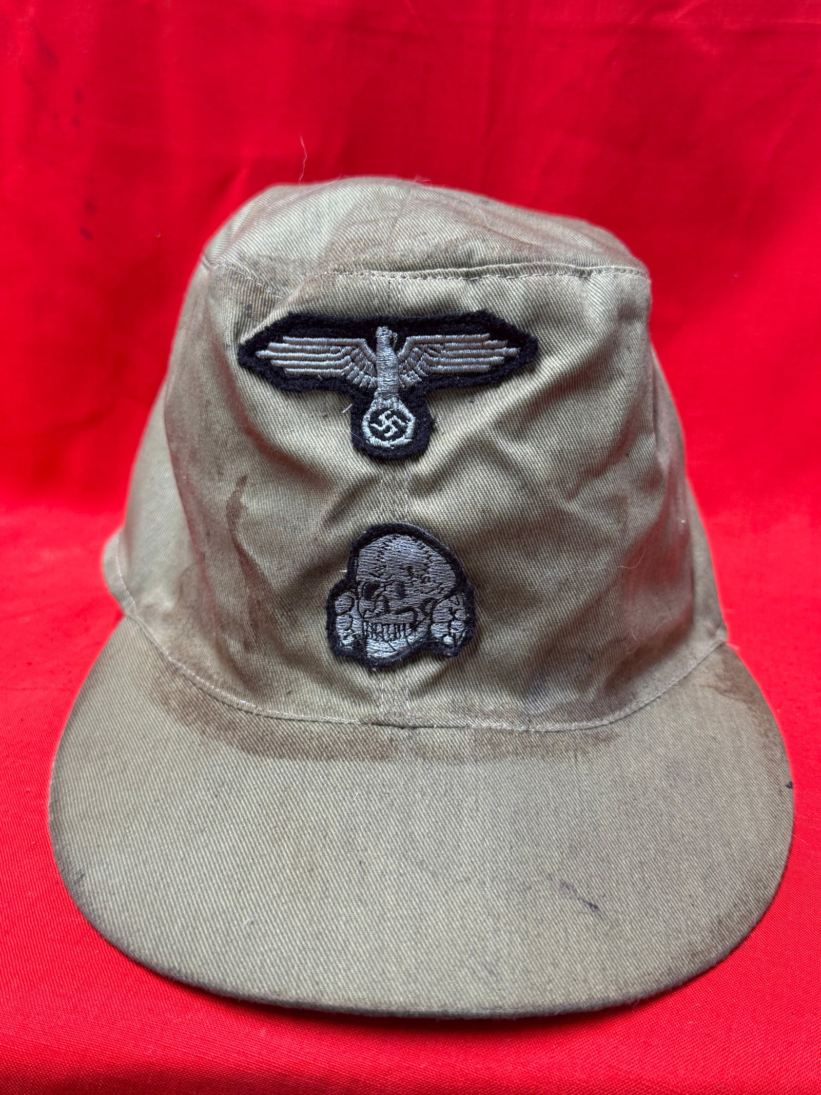 German WWII Waffen-SS M43 Field Cap (Einheitsfeldmütze) with SS Eagle and Totenkopf Insignia (1 of 6)
