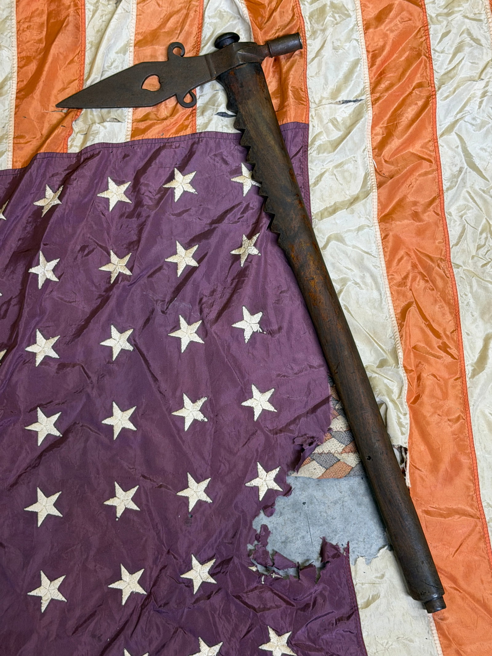 19th Century Native American Apache Indian Smoking Pipe Tomahawk (1 of 10)
