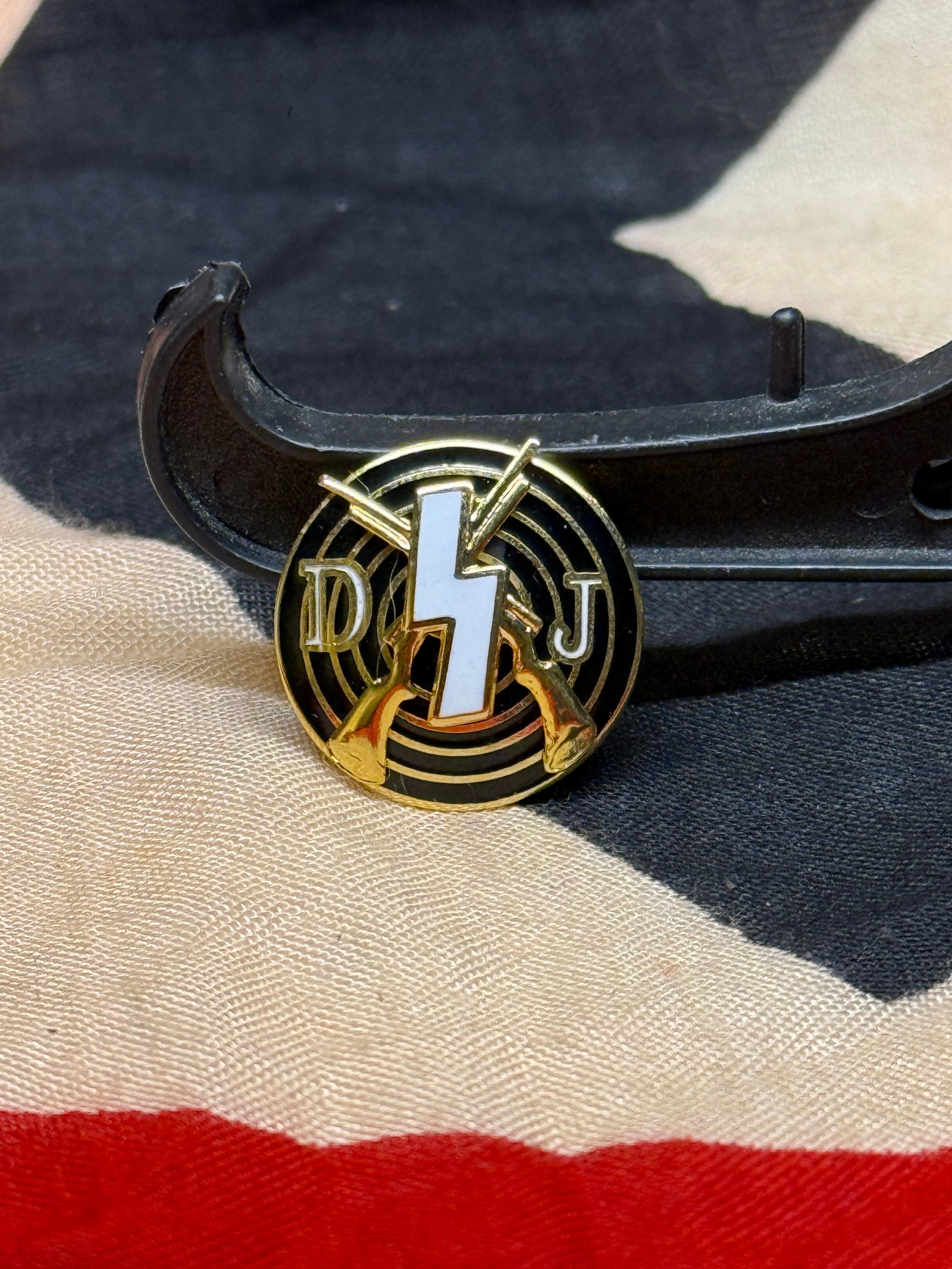 WWII Deutsches Jungvolk (DJ) Shooting Proficiency Badge By RZM M1/123 (1 of 4)